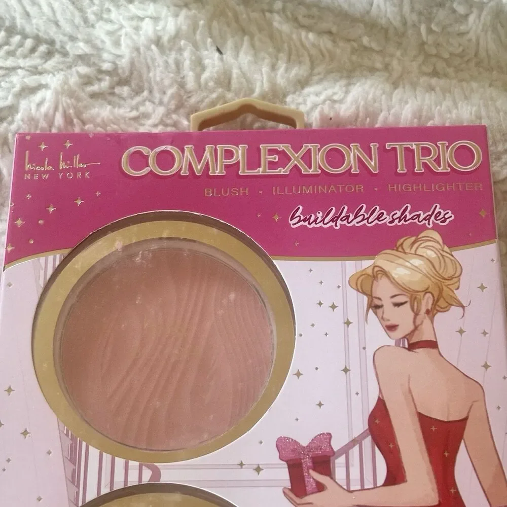 Nicole Miller Contour Set Complexion Trio‎ Blush, Illuminator, Highlighter. NEW